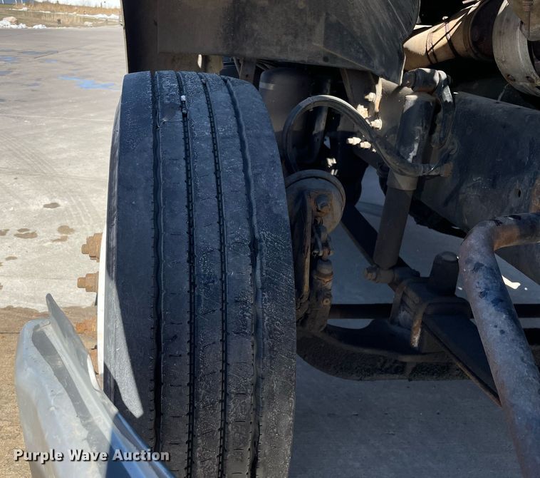 image for item LJ9554 2006 Sterling  semi truck