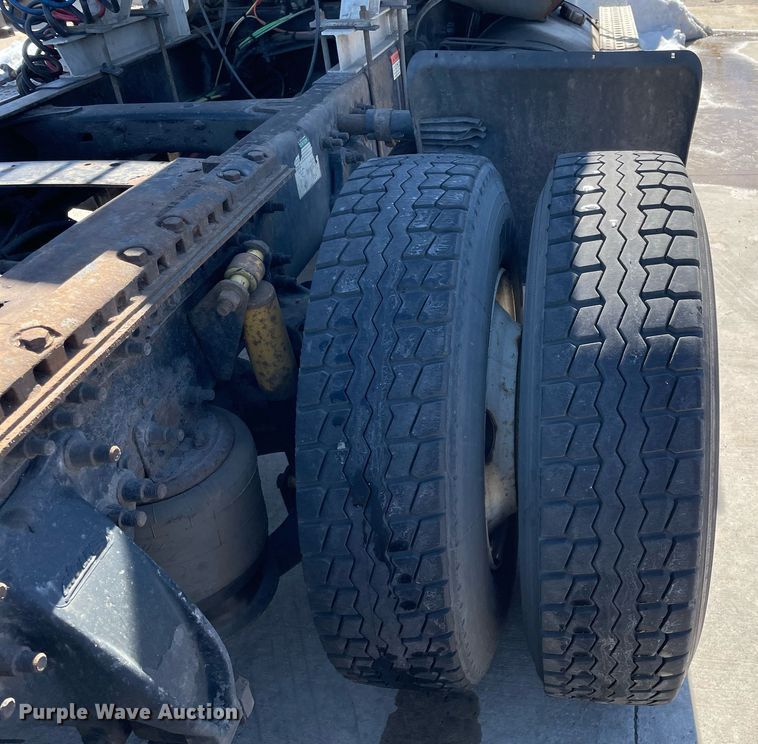 image for item LJ9554 2006 Sterling  semi truck