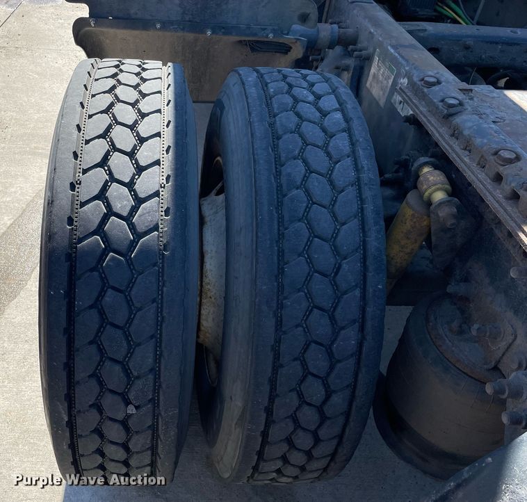 image for item LJ9554 2006 Sterling  semi truck