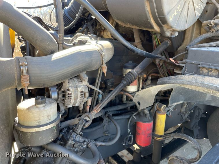 image for item LJ9556 2007 Sterling  semi truck