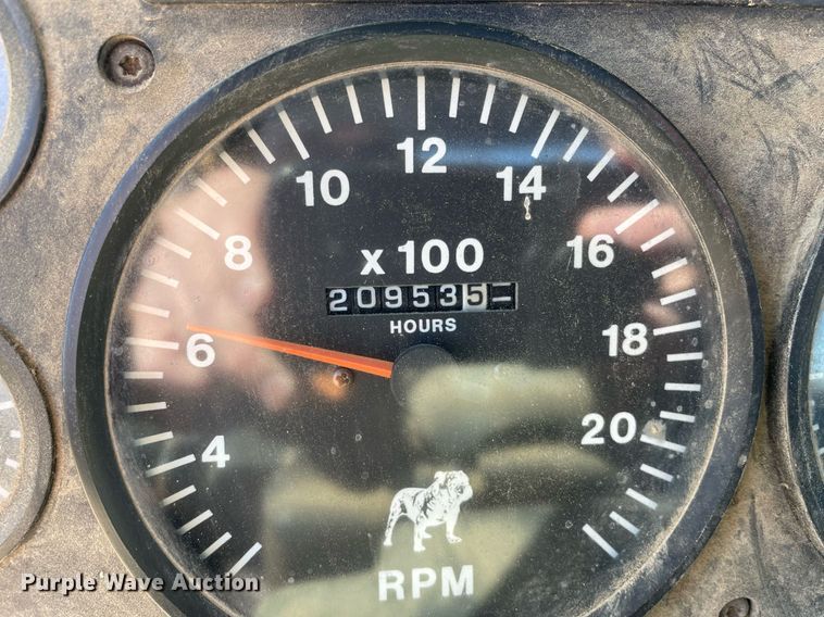 image for item LJ9586 1998 Mack CH613  semi truck