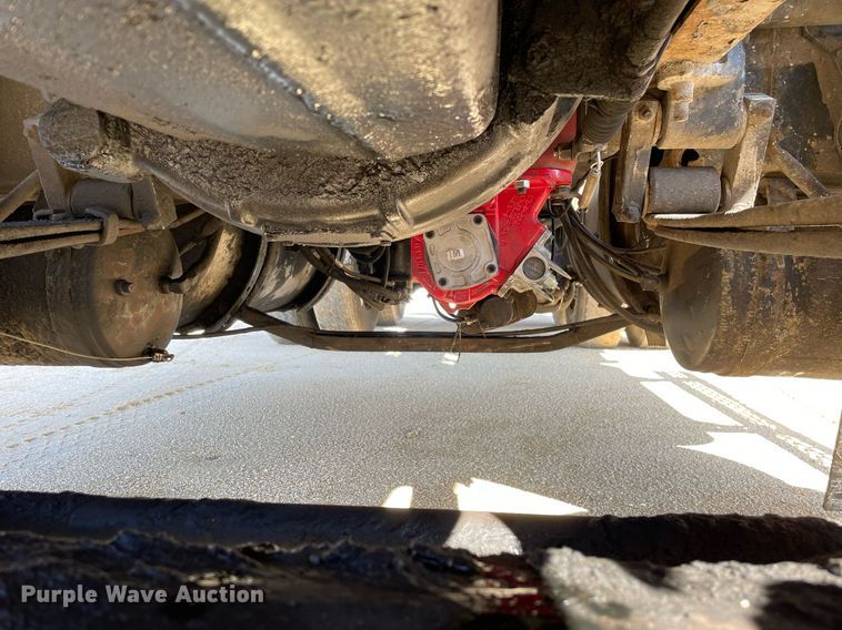 image for item LJ9586 1998 Mack CH613  semi truck