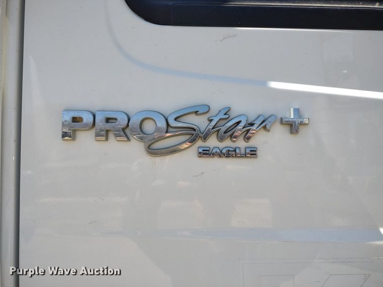 image for item LL9038 2013 International ProStar 122  semi truck