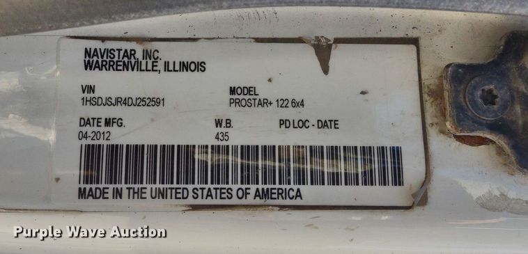 image for item LL9038 2013 International ProStar 122  semi truck