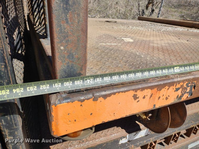 image for item LL9043 (5) steel flatbeds