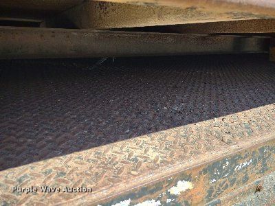 image for item LL9043 (5) steel flatbeds