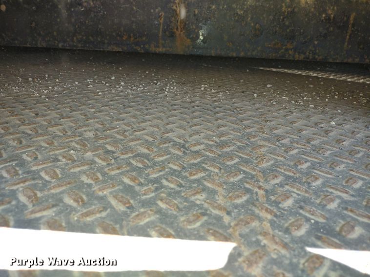 image for item LL9043 (5) steel flatbeds