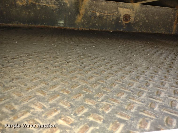 image for item LL9043 (5) steel flatbeds