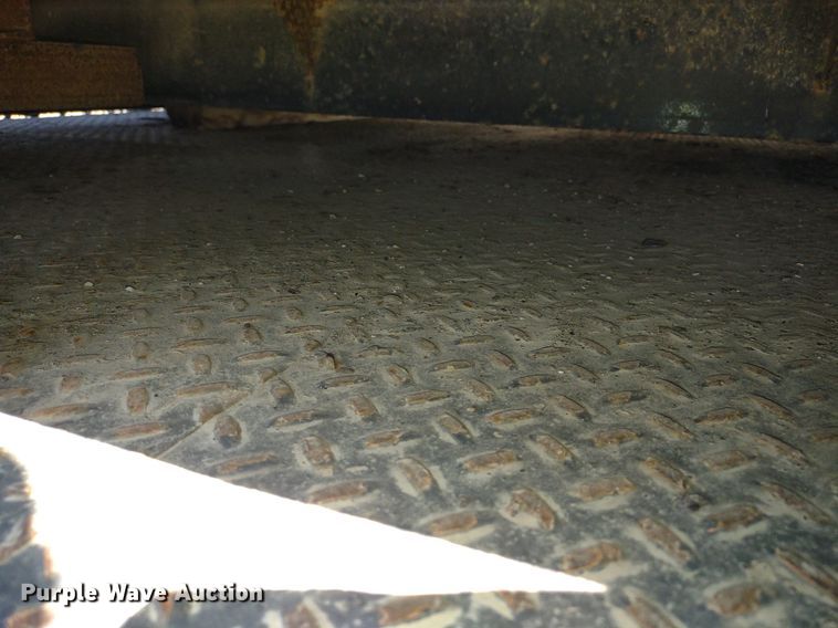 image for item LL9043 (5) steel flatbeds