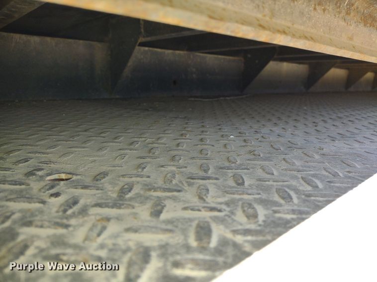 image for item LL9043 (5) steel flatbeds