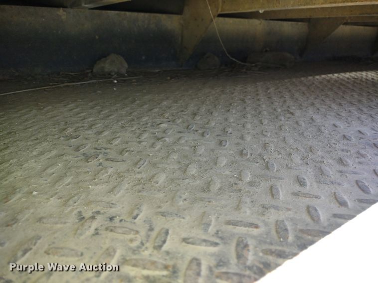 image for item LL9043 (5) steel flatbeds