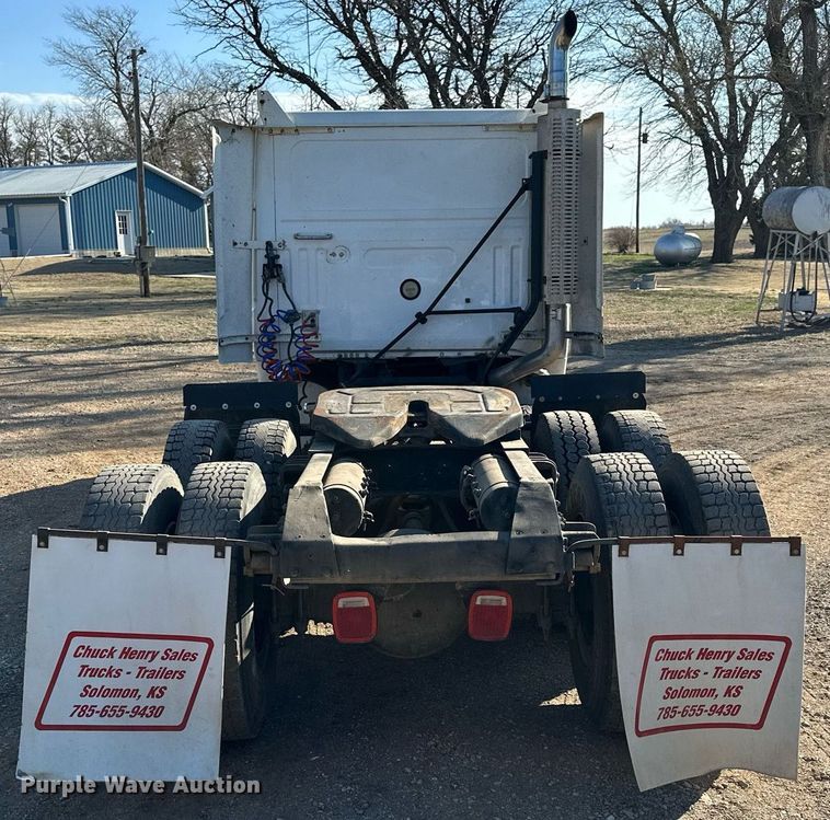 image for item LN9395 1989 White GMC Aero WIA  semi truck