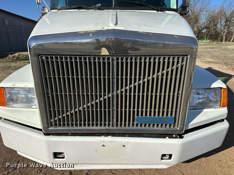 image for item LN9395 1989 White GMC Aero WIA  semi truck