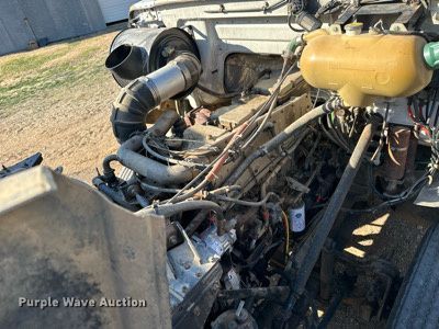 image for item LN9395 1989 White GMC Aero WIA  semi truck