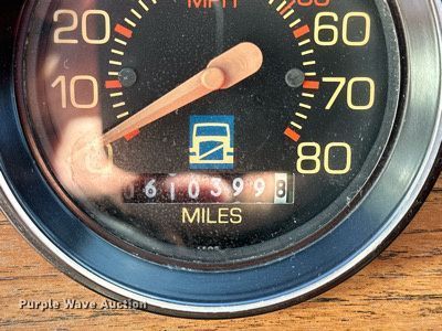 image for item LN9395 1989 White GMC Aero WIA  semi truck