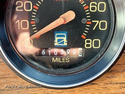 image for item LN9395 1989 White GMC Aero WIA  semi truck