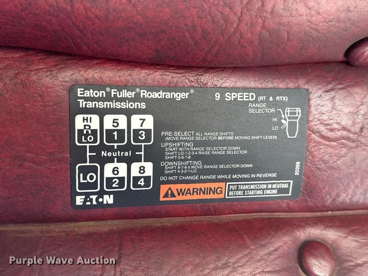 image for item LN9395 1989 White GMC Aero WIA  semi truck