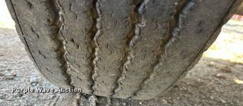 image for item LN9395 1989 White GMC Aero WIA  semi truck