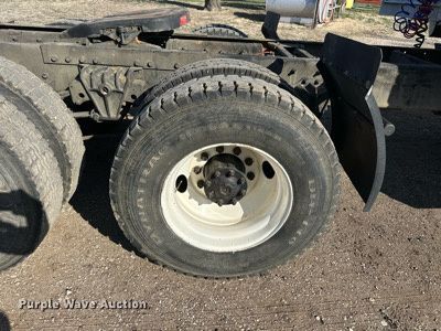 image for item LN9395 1989 White GMC Aero WIA  semi truck