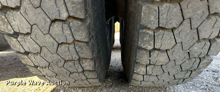 image for item LN9395 1989 White GMC Aero WIA  semi truck