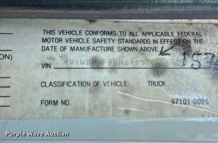 image for item LN9395 1989 White GMC Aero WIA  semi truck