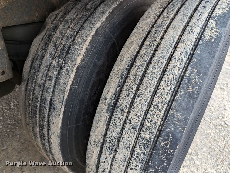 image for item LP9248 2001 Strick  dry van trailer