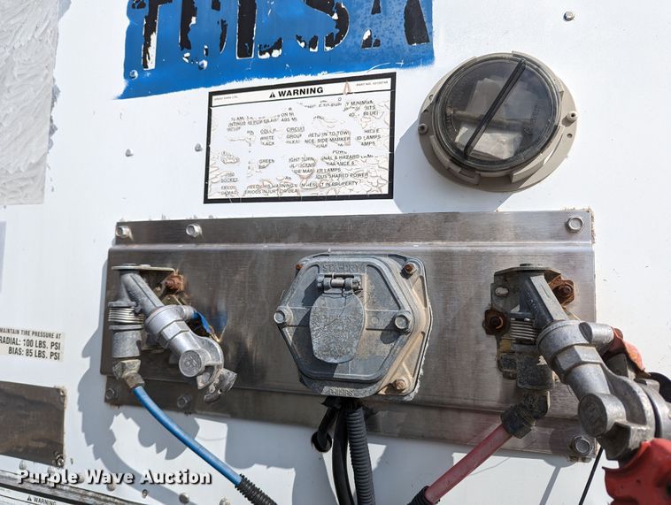 image for item LP9249 2005 Great Dane 7411TP-SA  dry van trailer