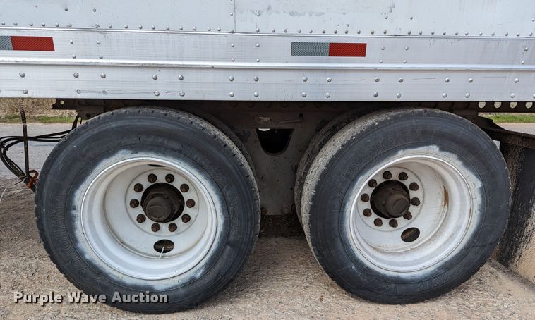 image for item LP9249 2005 Great Dane 7411TP-SA  dry van trailer