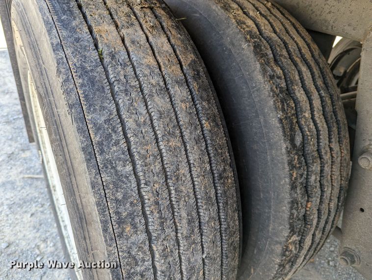 image for item LP9250 2005 Great Dane 7411TP-SA  dry van trailer