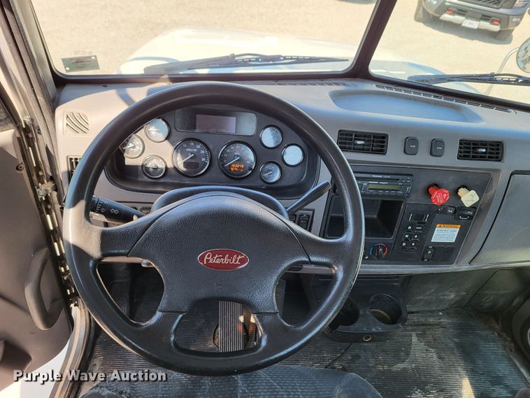 image for item LR9203 2012 Peterbilt 337  semi truck