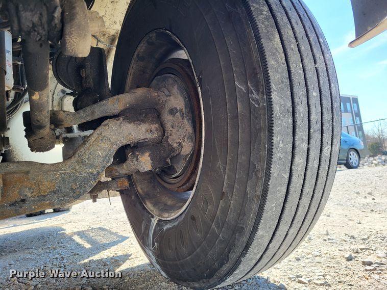 image for item LR9203 2012 Peterbilt 337  semi truck