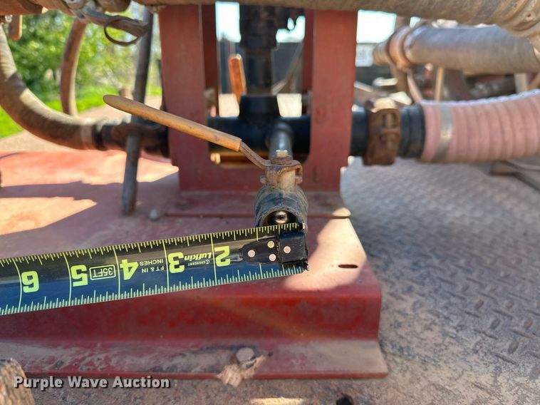 image for item LR9616 2003 International 8600  flatbed truck