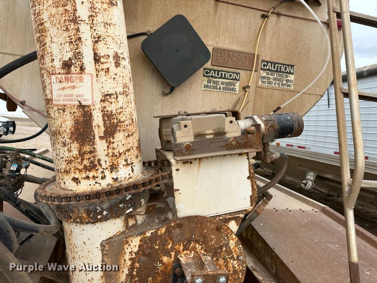 image for item LT9227 2005 Pinson  feed delivery trailer