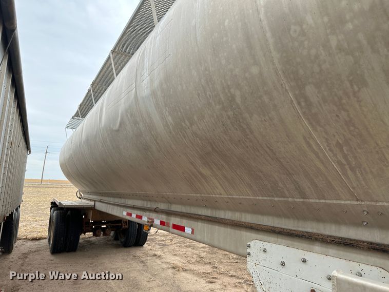 image for item LT9228 1998 Warren  feed delivery trailer