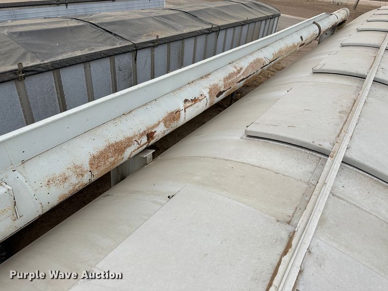 image for item LT9228 1998 Warren  feed delivery trailer