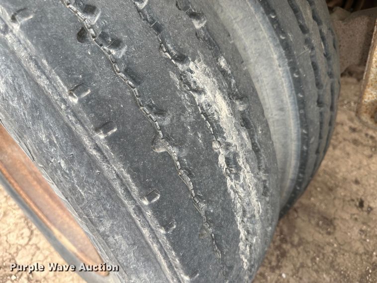 image for item LT9228 1998 Warren  feed delivery trailer