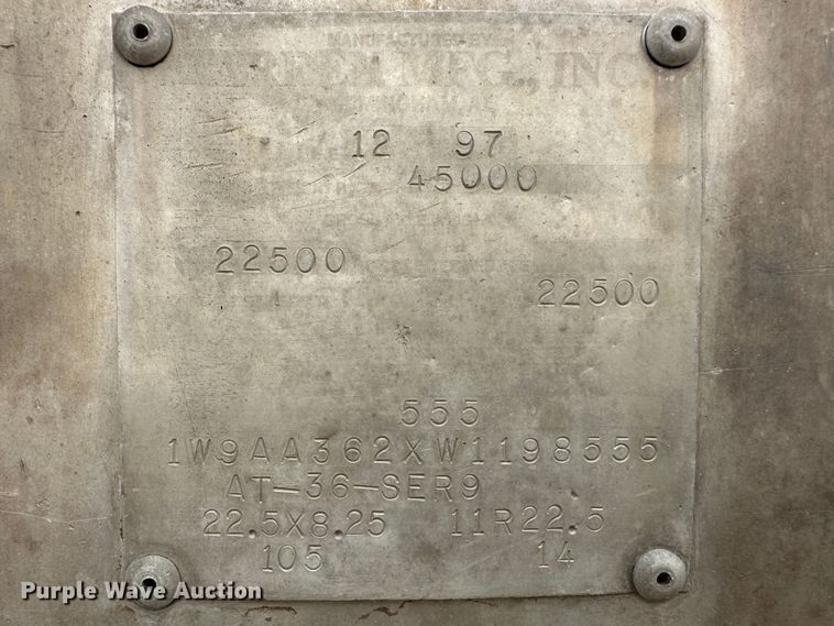 image for item LT9228 1998 Warren  feed delivery trailer