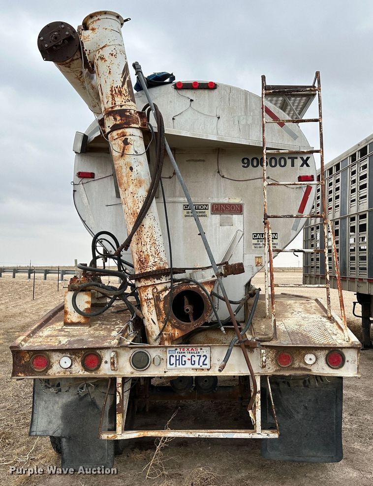 image for item LT9235 1990 Pinson  feed delivery trailer