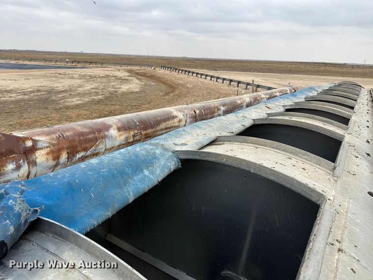 image for item LT9235 1990 Pinson  feed delivery trailer