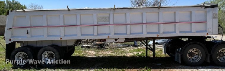 image for item MM9460 1993 CMC T-102  end dump trailer