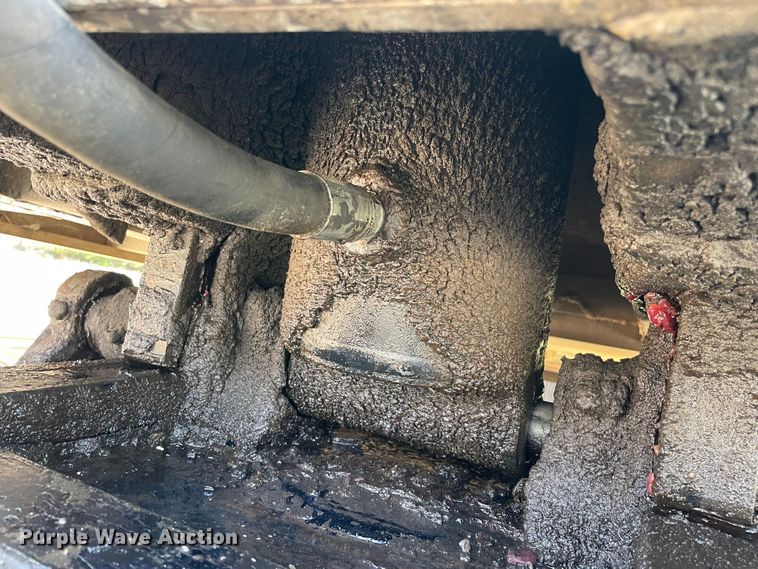 image for item MM9460 1993 CMC T-102  end dump trailer