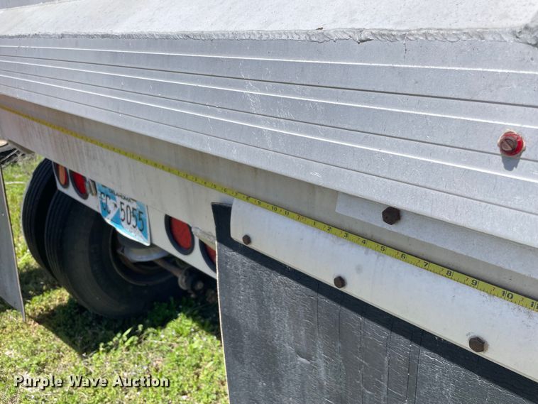 image for item MM9460 1993 CMC T-102  end dump trailer