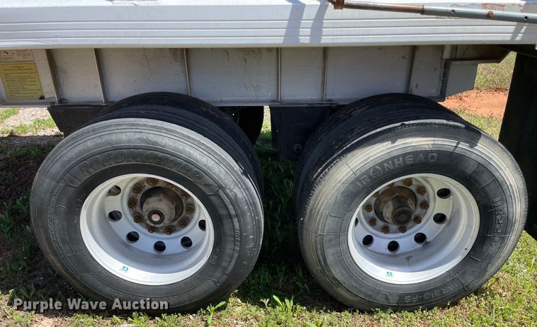 image for item MM9460 1993 CMC T-102  end dump trailer