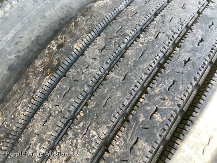 image for item MM9460 1993 CMC T-102  end dump trailer