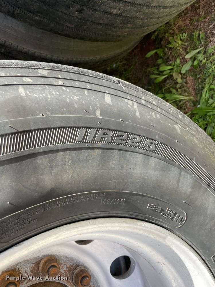 image for item MM9460 1993 CMC T-102  end dump trailer