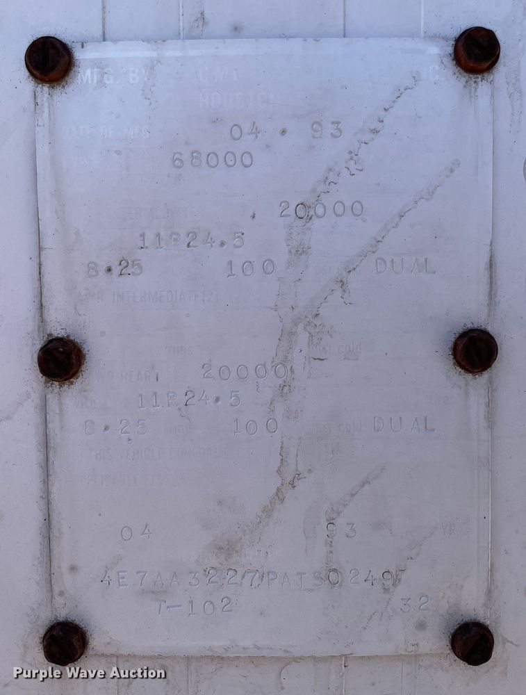 image for item MM9460 1993 CMC T-102  end dump trailer