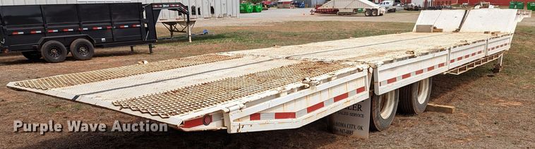 image for item MN9840 1976 Muv-All 4534A  drop deck equipment trailer