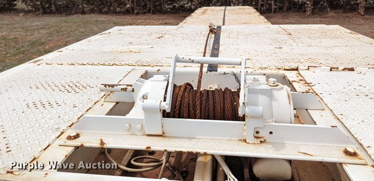 image for item MN9840 1976 Muv-All 4534A  drop deck equipment trailer