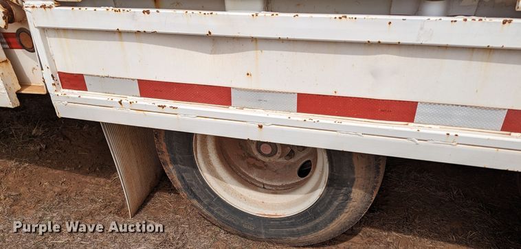 image for item MN9840 1976 Muv-All 4534A  drop deck equipment trailer