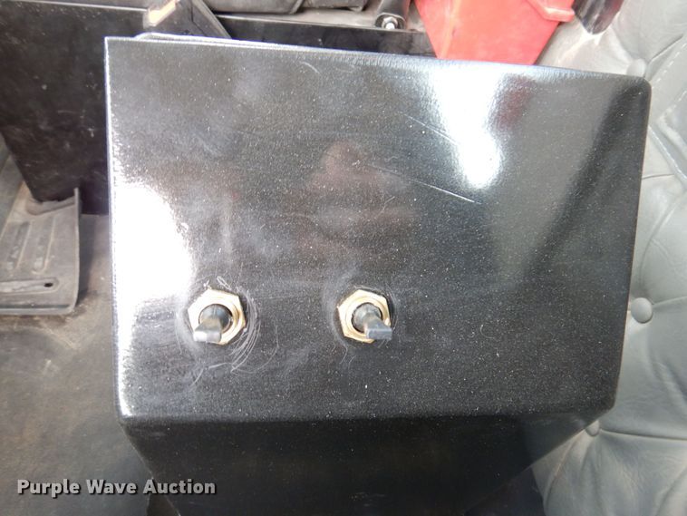 image for item MO9598 2020 Western Star 4700SB  semi truck